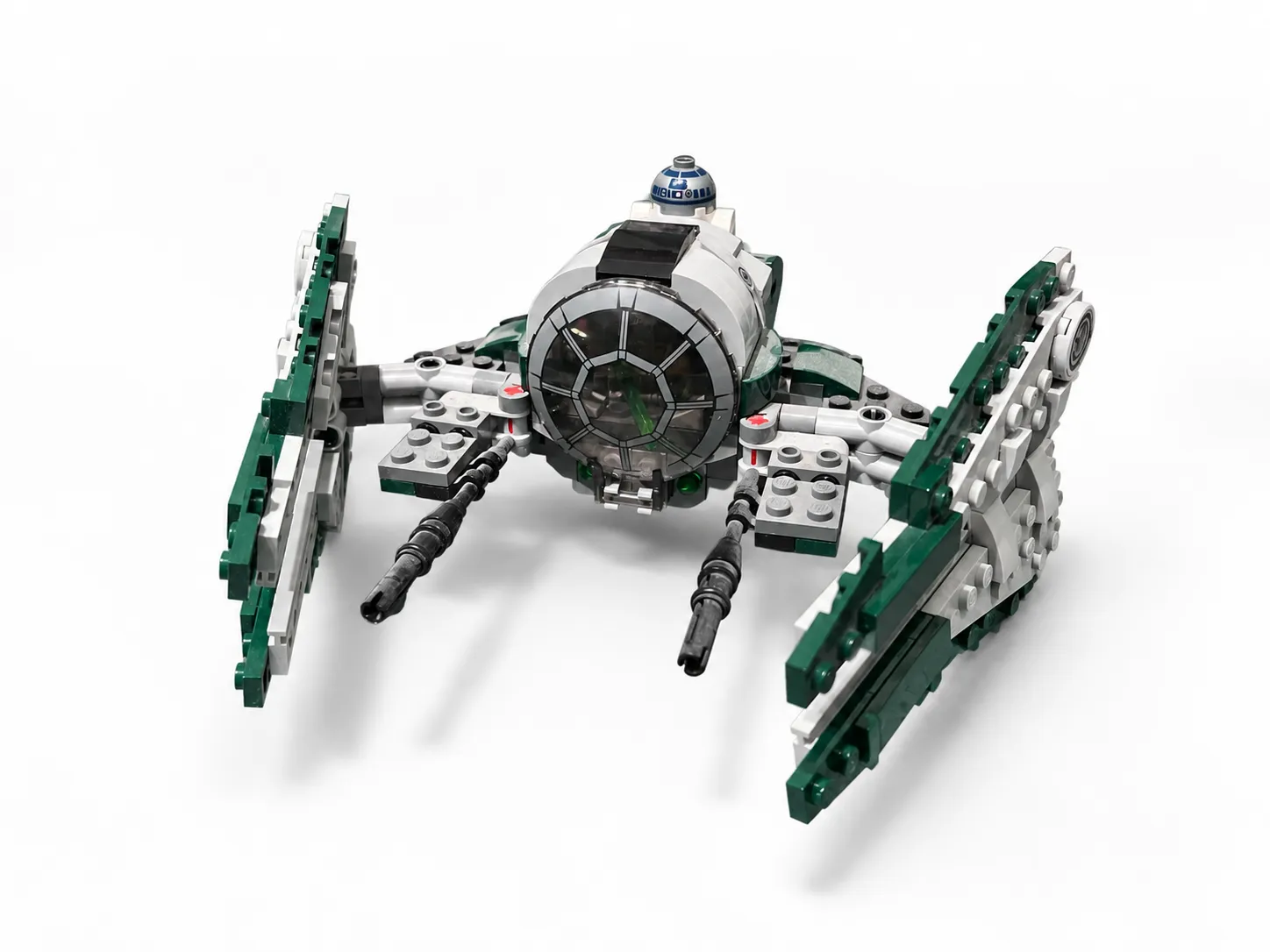LEGO Jedi Starfighter di Yoda